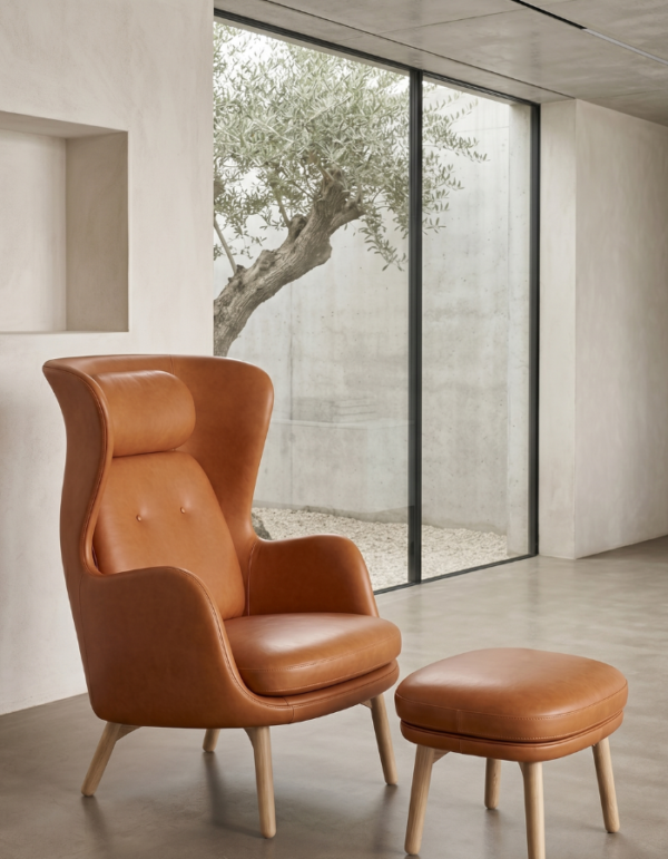 Ro Arm Chair