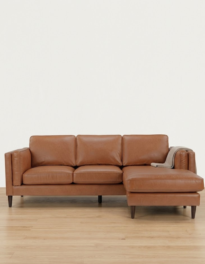Arlo Sectional